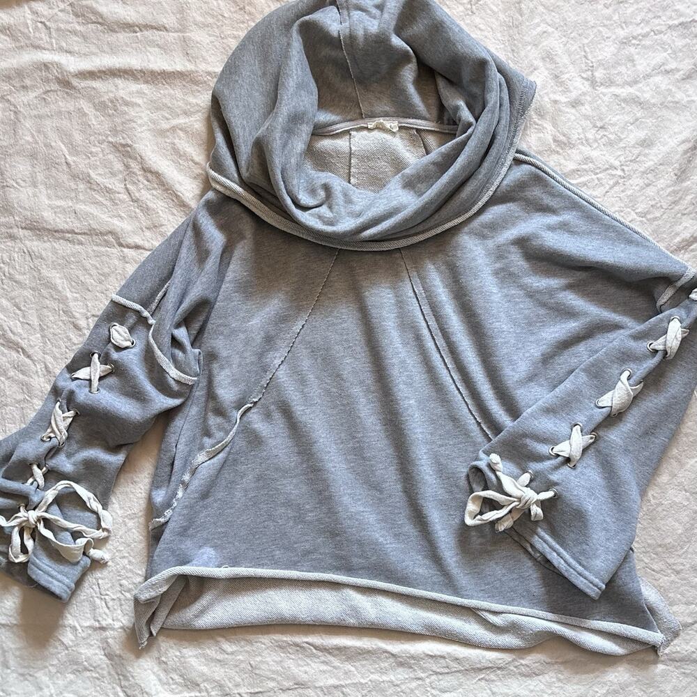 Anthropologie POL Gray Cowl Neck Crop Sweatshirt Lace-Up Sleeves Size S Oversize